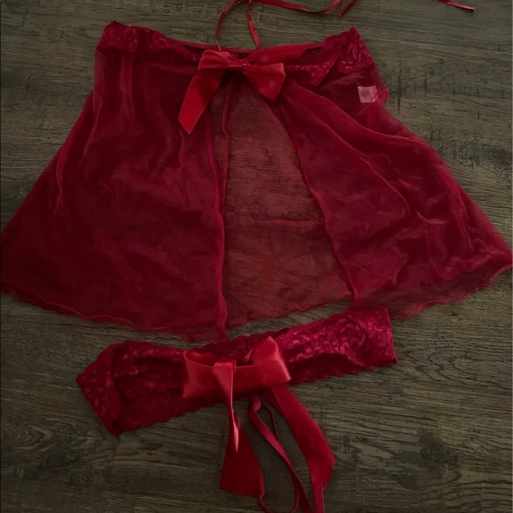 OS queen I’m a gift lingerie set 1X, 2X, 3X Christmas! NEW